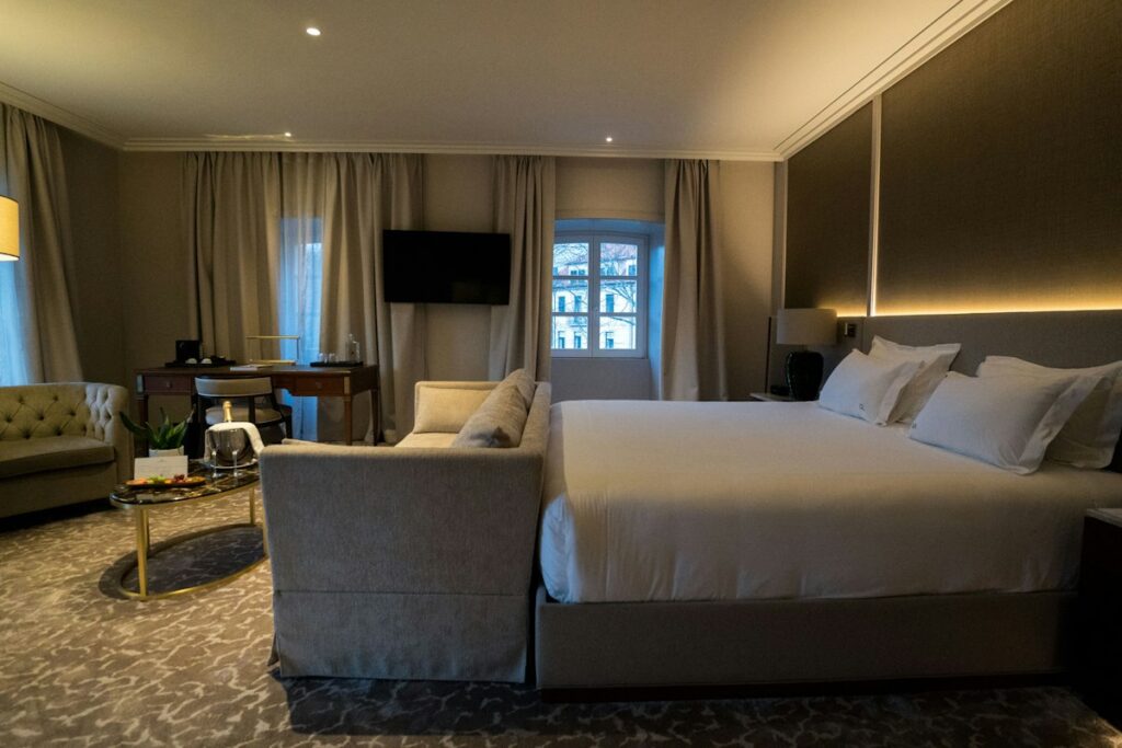 Four Seasons Downtown